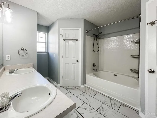 $1,950 | 209 Staysail Street, Pensacola, FL 32507