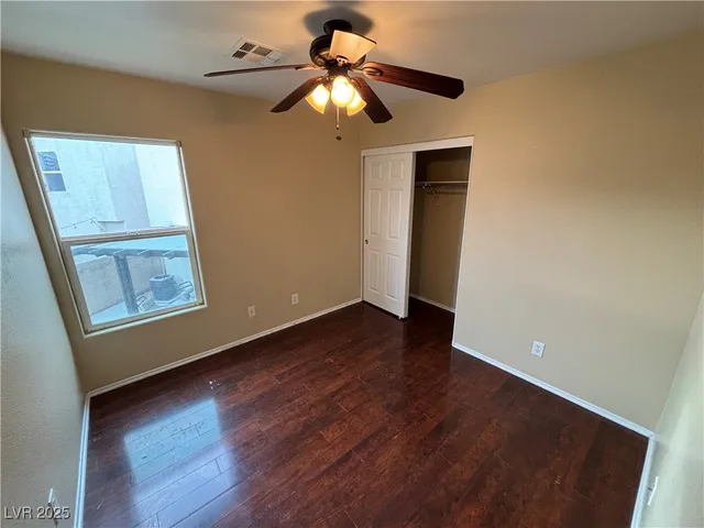 $1,825 | 8949 Careful Canvas Avenue, Las Vegas, NV 89149