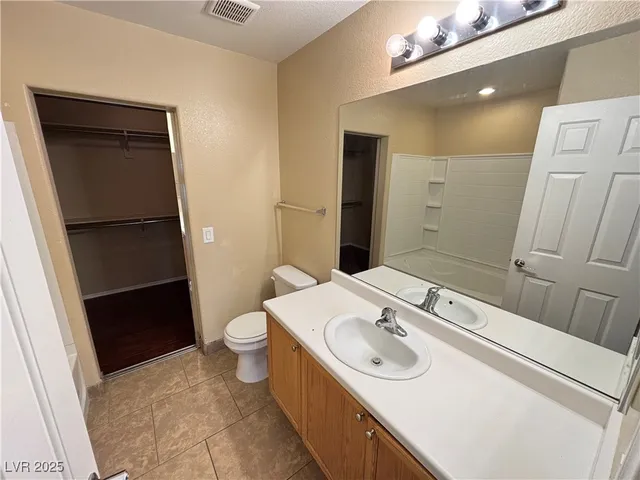 $1,825 | 8949 Careful Canvas Avenue, Las Vegas, NV 89149