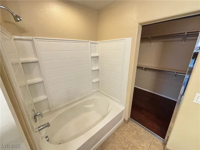 $1,825 | 8949 Careful Canvas Avenue, Las Vegas, NV 89149