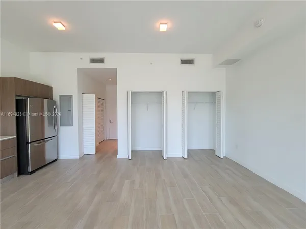 $359,000 | 1600 Southwest 1st Avenue, Unit 411, Miami, FL 33129