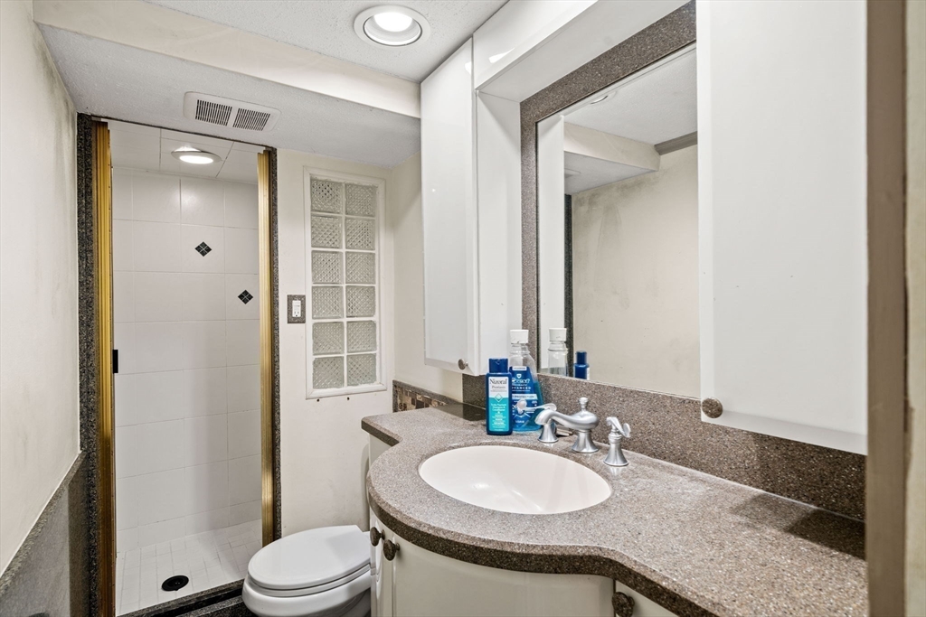 10 Rafferty Road Stoneham, MA 02180 - Photo 27 of 39