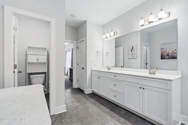 $383,000 | 206 Baker Road, Hubert, NC 28539