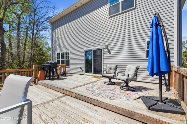 $383,000 | 206 Baker Road, Hubert, NC 28539