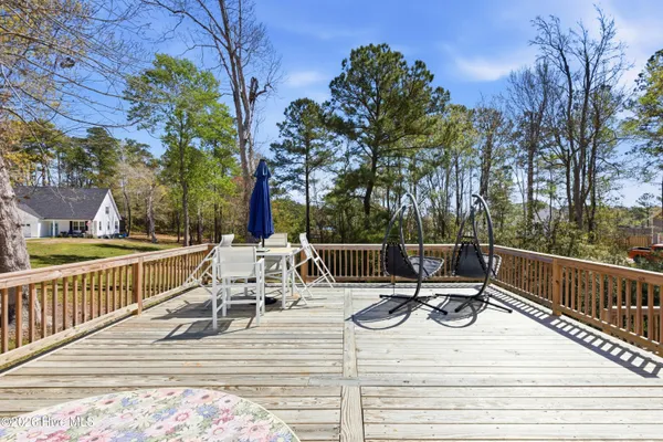 $383,000 | 206 Baker Road, Hubert, NC 28539