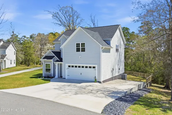 $383,000 | 206 Baker Road, Hubert, NC 28539