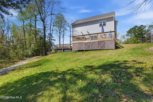 $383,000 | 206 Baker Road, Hubert, NC 28539