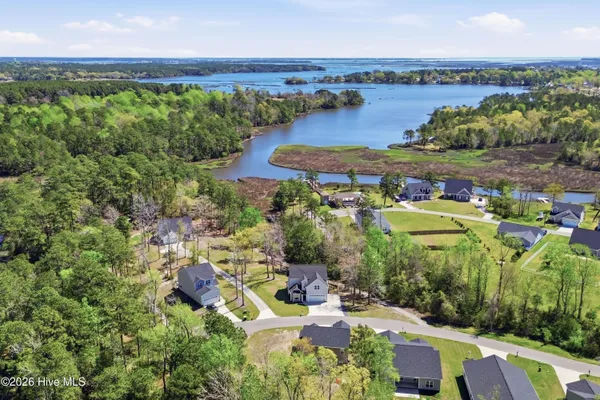 $383,000 | 206 Baker Road, Hubert, NC 28539