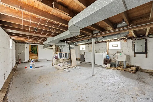 $179,900 | 457 Aurora Street, Lancaster, NY 14086