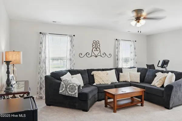 $595,000 | 104 Prairie Glen, Moyock, NC 27958