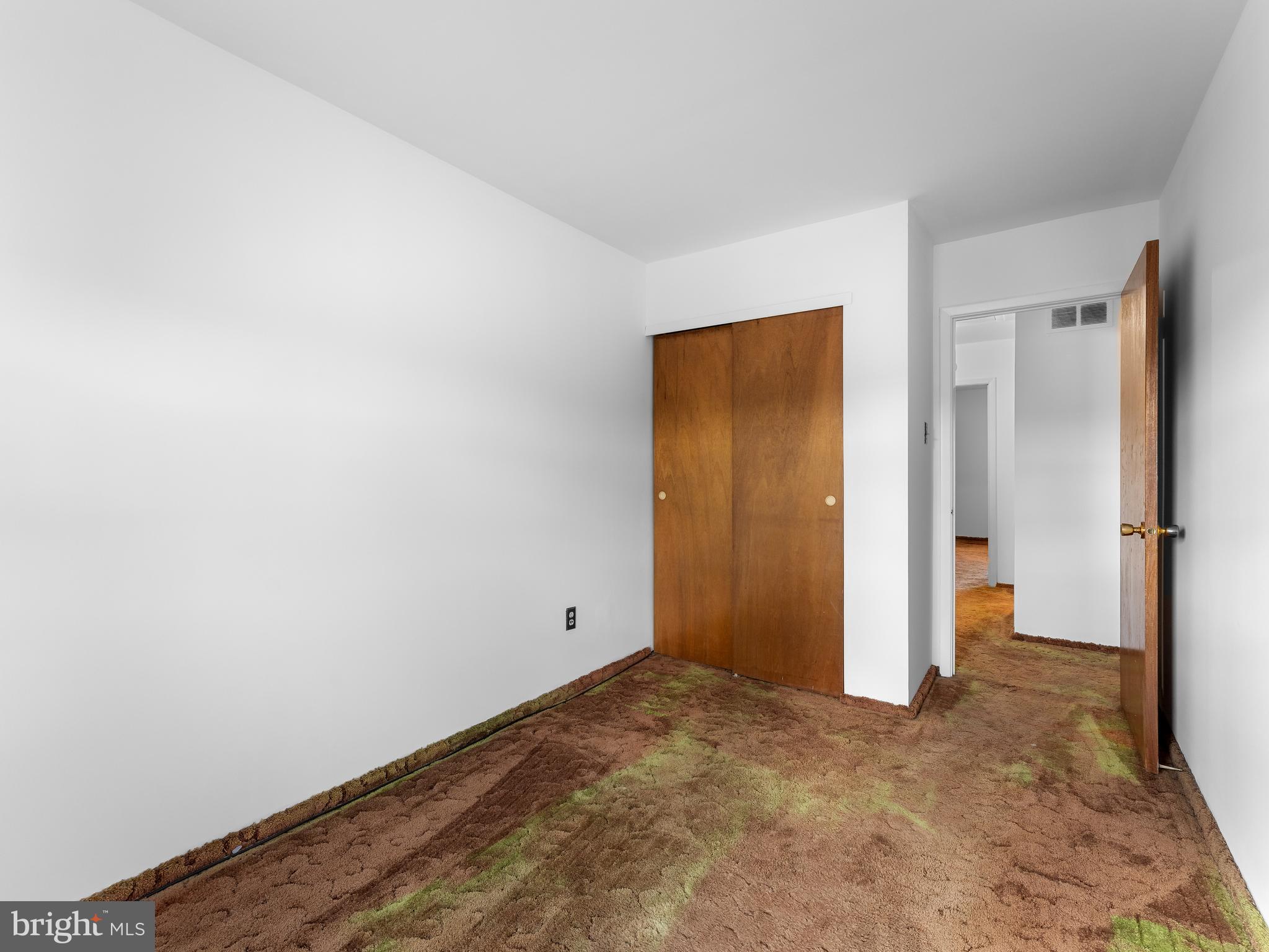 10730 Philcrest Road Philadelphia, PA 19154 - Photo 15 of 18 3rd Bedroom 2