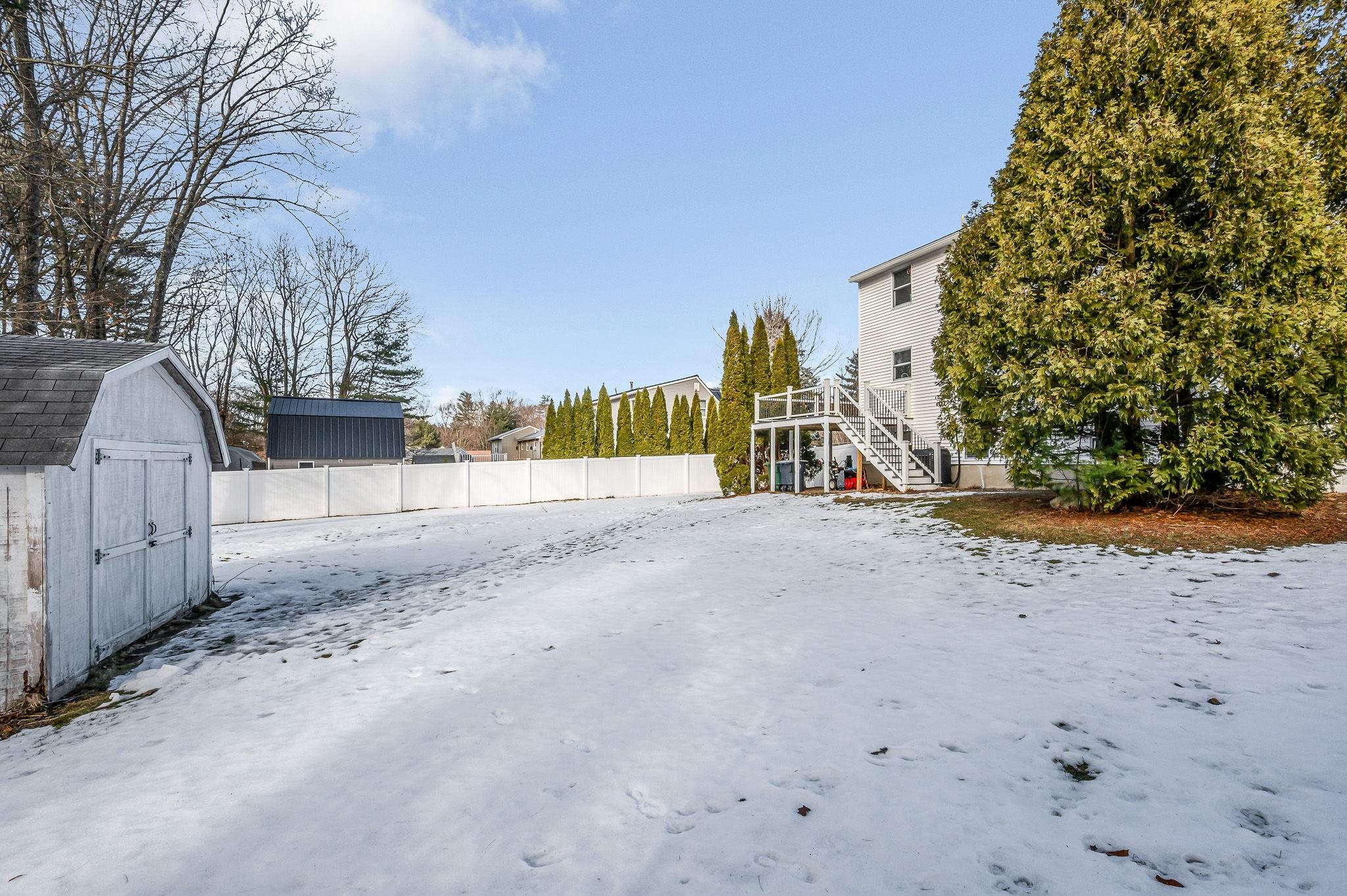 25 Robinhood Road Nashua, NH 03062 - Photo 40 of 46 Gallery Image 40