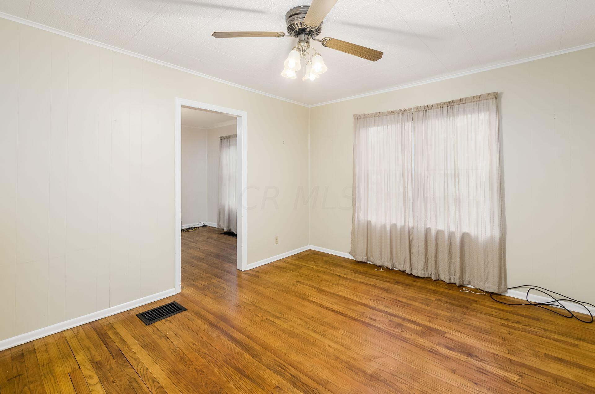 209 Betz Road Columbus, OH 43207 - Photo 8 of 27 Gallery Image 8