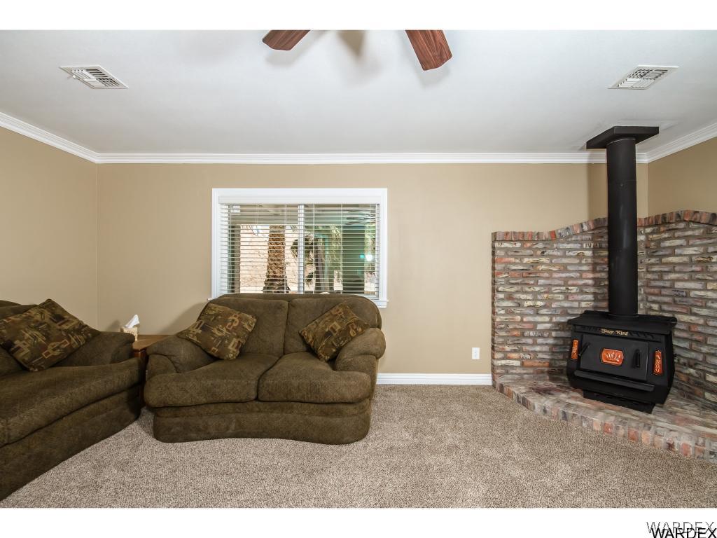 954 Mercer Road Bullhead City, AZ 86429 - Photo 12 of 36 Gallery Image 12