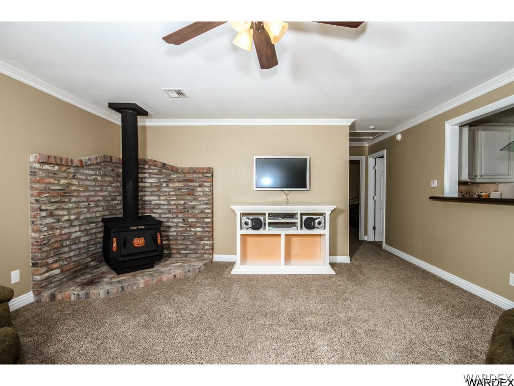 954 Mercer Road Bullhead City, AZ 86429 - Photo 17 of 36 Gallery Image 17