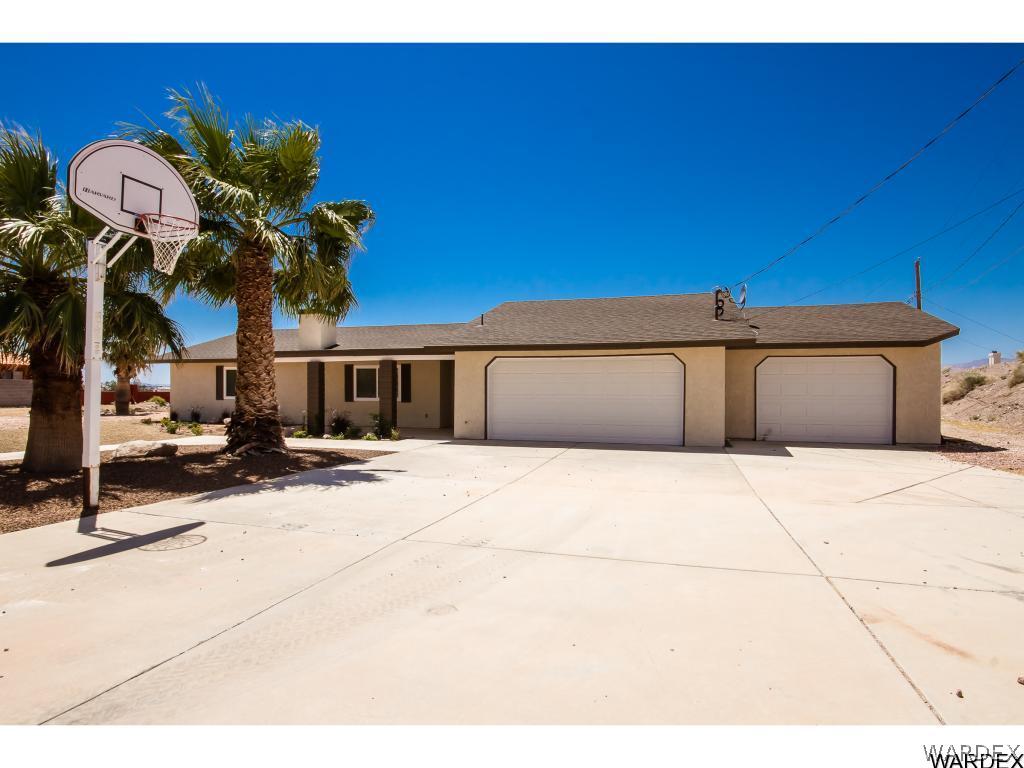 954 Mercer Road Bullhead City, AZ 86429 - Photo 5 of 36 Gallery Image 5
