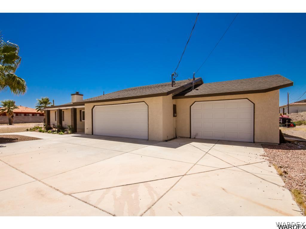 954 Mercer Road Bullhead City, AZ 86429 - Photo 6 of 36 Gallery Image 6