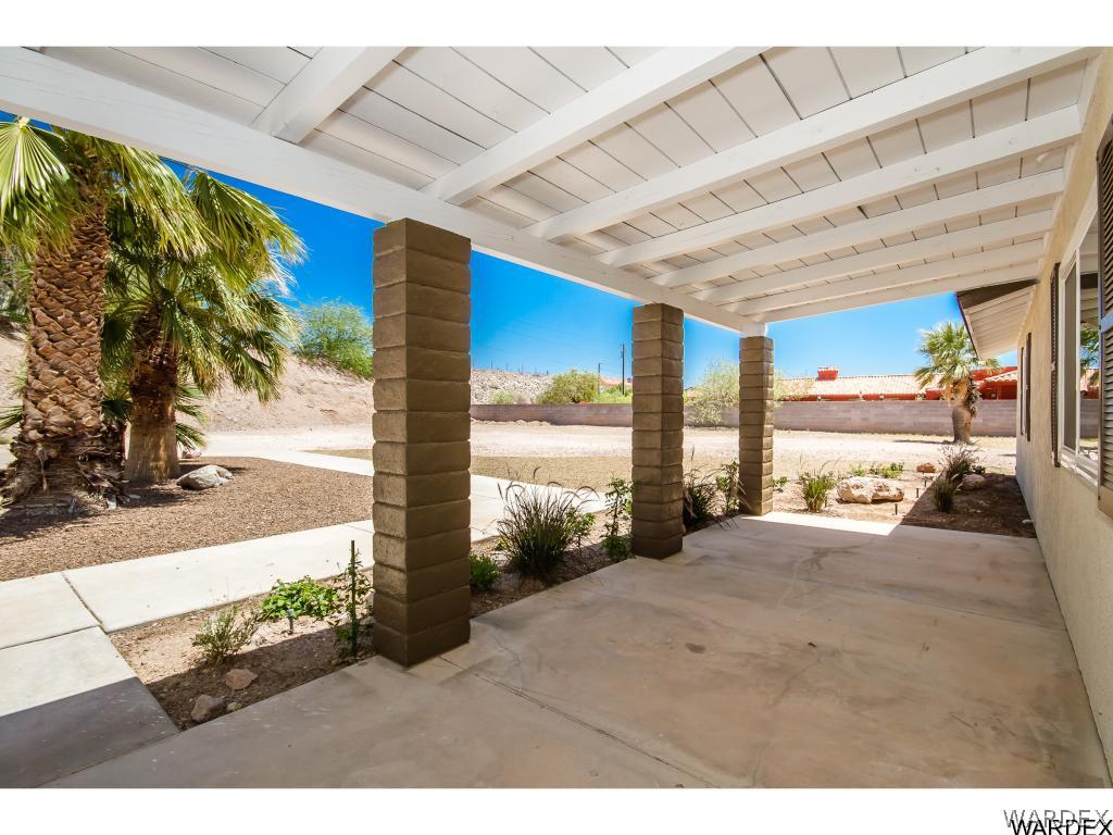 954 Mercer Road Bullhead City, AZ 86429 - Photo 8 of 36 Gallery Image 8