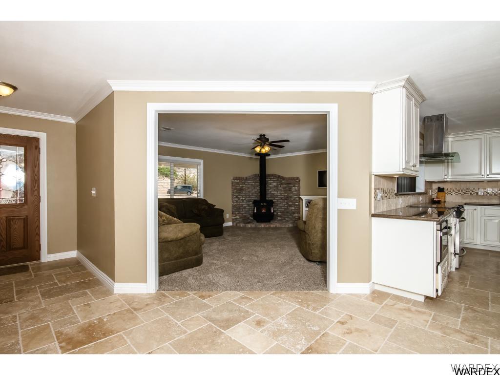 954 Mercer Road Bullhead City, AZ 86429 - Photo 10 of 36 Gallery Image 10