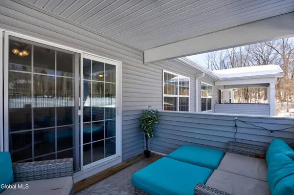 $294,900 | 1002 Grayson Place, Glenville, NY 12302