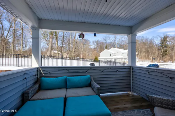 $294,900 | 1002 Grayson Place, Glenville, NY 12302