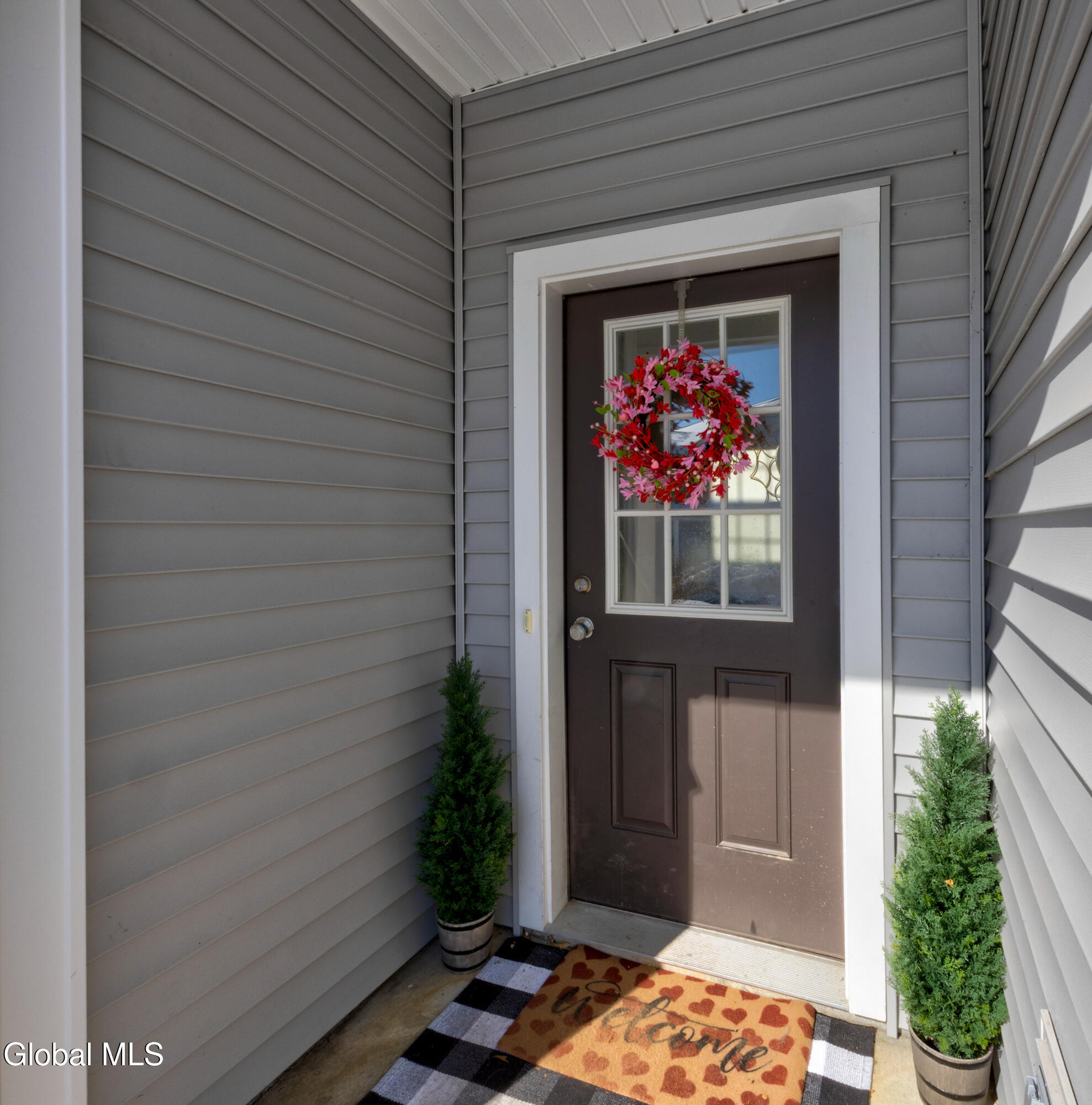 1002 Grayson Place Glenville, NY 12302 - Photo 4 of 29 1 (4)-2