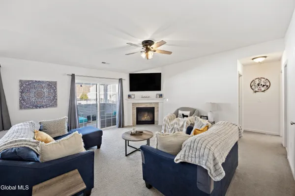 $294,900 | 1002 Grayson Place, Glenville, NY 12302