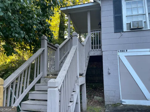 a view of entryway