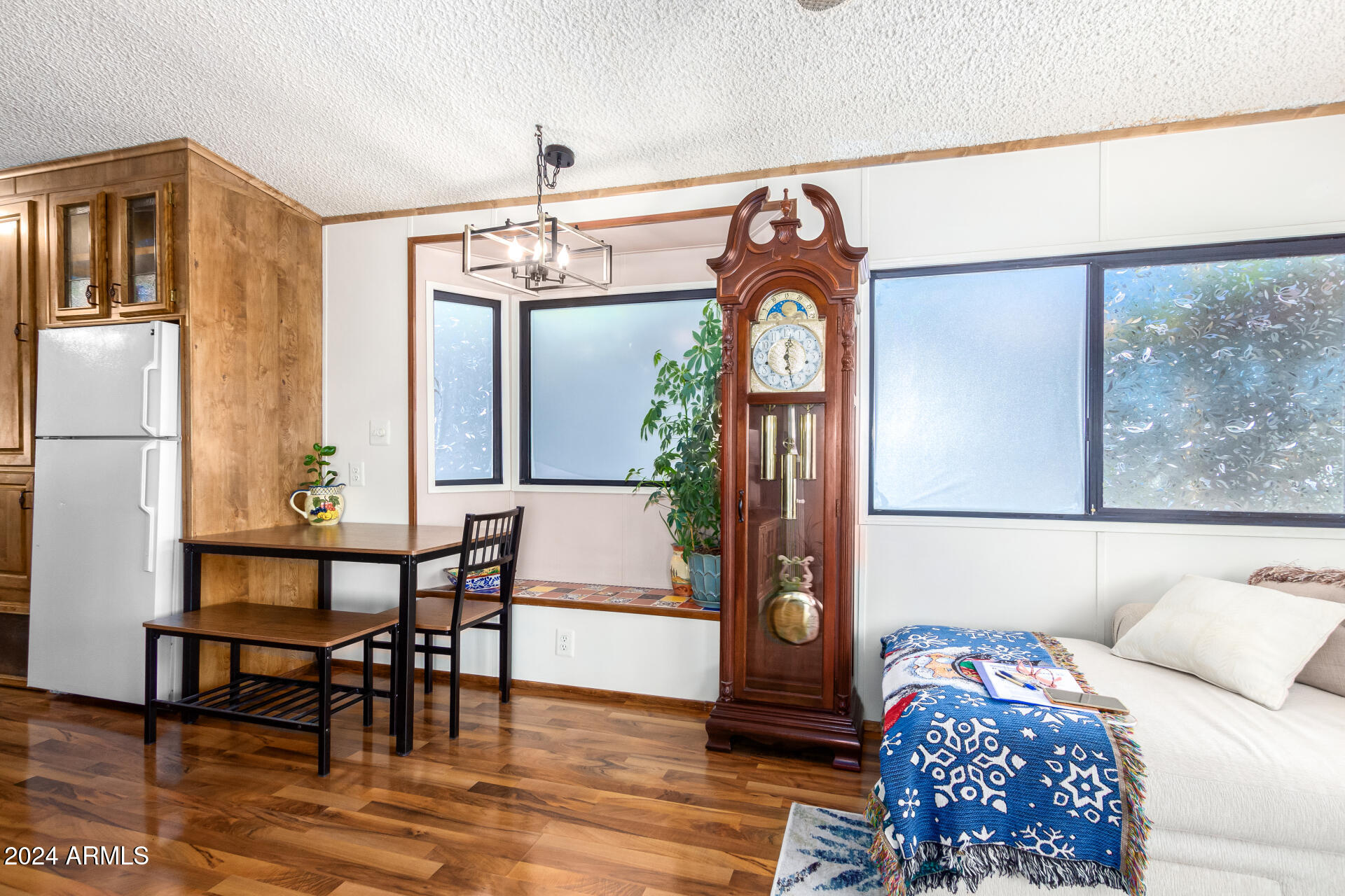 4555 South Mission Road, Unit J343 Tucson, AZ 85746 - Photo 10 of 26 10 - Mission
