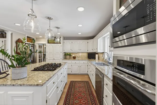 $6,000,000 | 1090 Pittston School Street, Pittston, ME 04345