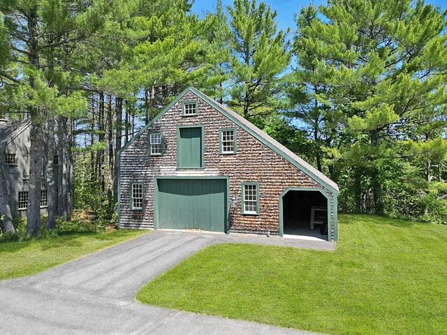 $6,000,000 | 1090 Pittston School Street, Pittston, ME 04345