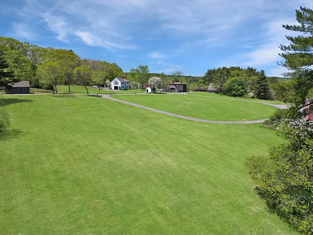 $6,000,000 | 1090 Pittston School Street, Pittston, ME 04345