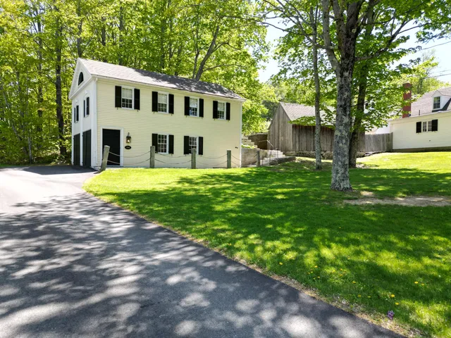 $6,000,000 | 1090 Pittston School Street, Pittston, ME 04345