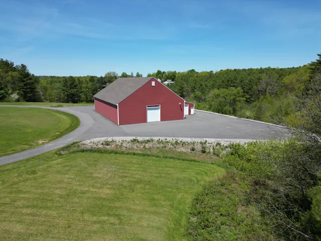 $6,000,000 | 1090 Pittston School Street, Pittston, ME 04345