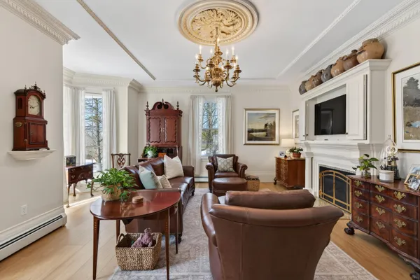 $6,000,000 | 1090 Pittston School Street, Pittston, ME 04345