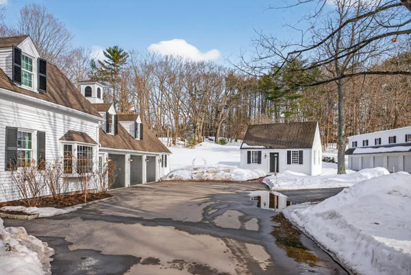 $6,000,000 | 1090 Pittston School Street, Pittston, ME 04345