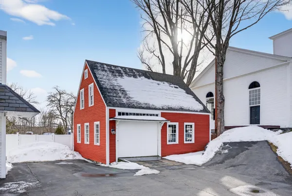 $6,000,000 | 1090 Pittston School Street, Pittston, ME 04345