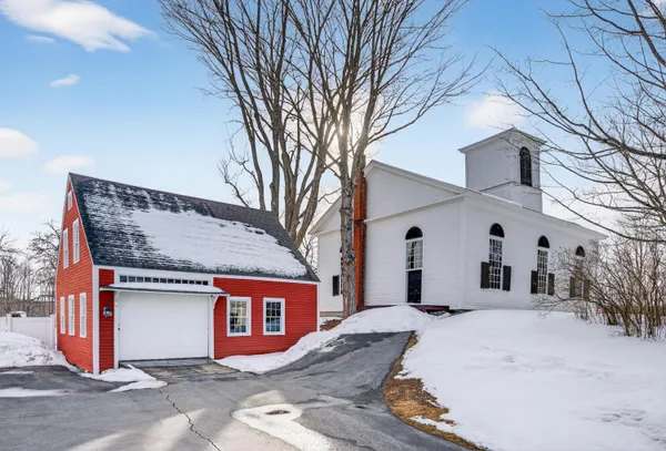 $6,000,000 | 1090 Pittston School Street, Pittston, ME 04345