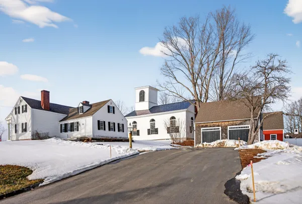 $6,000,000 | 1090 Pittston School Street, Pittston, ME 04345
