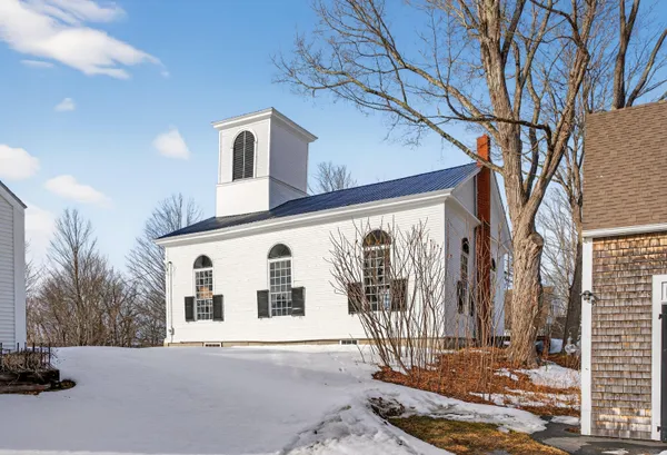 $6,000,000 | 1090 Pittston School Street, Pittston, ME 04345