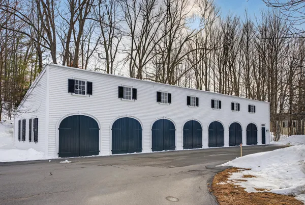 $6,000,000 | 1090 Pittston School Street, Pittston, ME 04345