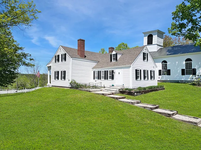 $6,000,000 | 1090 Pittston School Street, Pittston, ME 04345