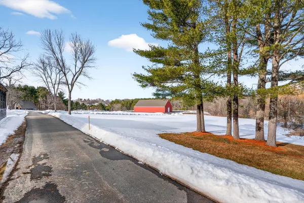 $6,000,000 | 1090 Pittston School Street, Pittston, ME 04345