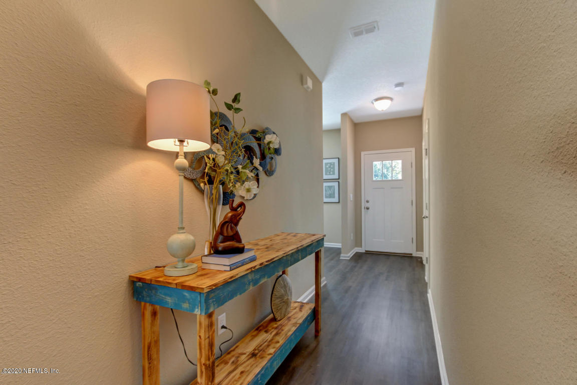 6535 Alvin Road Jacksonville, FL 32222 - Photo 10 of 26 foyer a