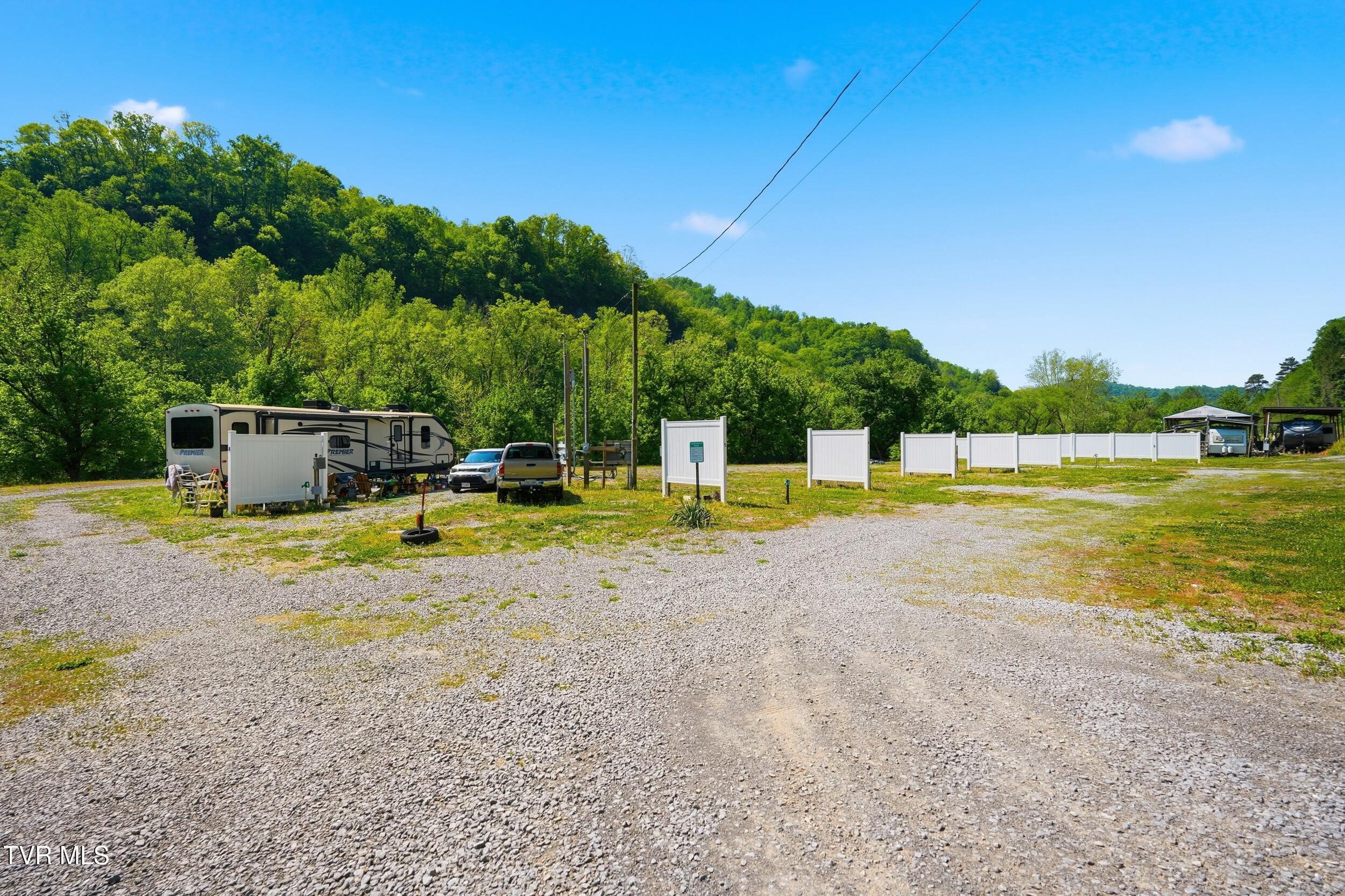 1750 Clinch River Highway Duffield, VA 24244 - Photo 15 of 31 IMG_6279