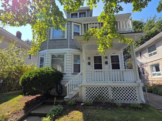 $1,500 | 6614 5th Avenue, Kenosha, WI 53143