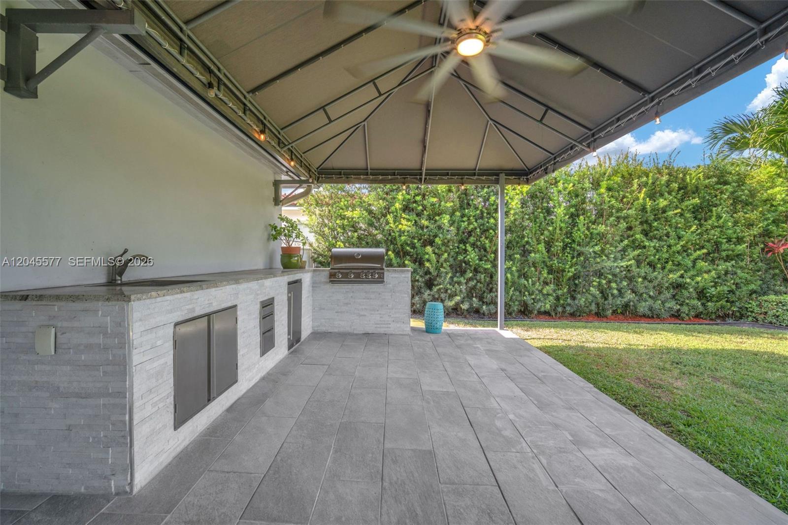 1807 Southwest 102nd Place Miami, FL 33165 - Photo 40 of 52 outdoor kitchen