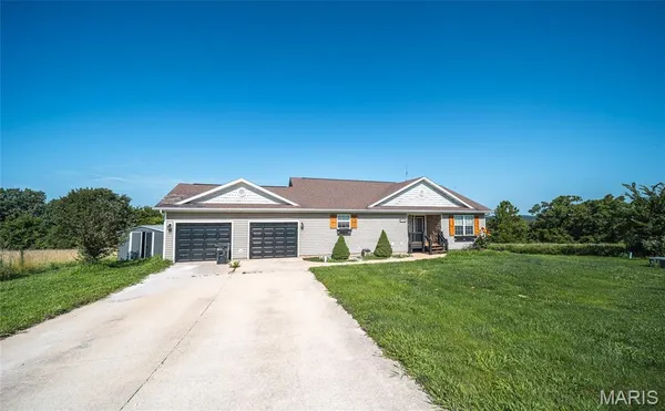 $323,000 | 22361 Recon Drive, Waynesville, MO 65583