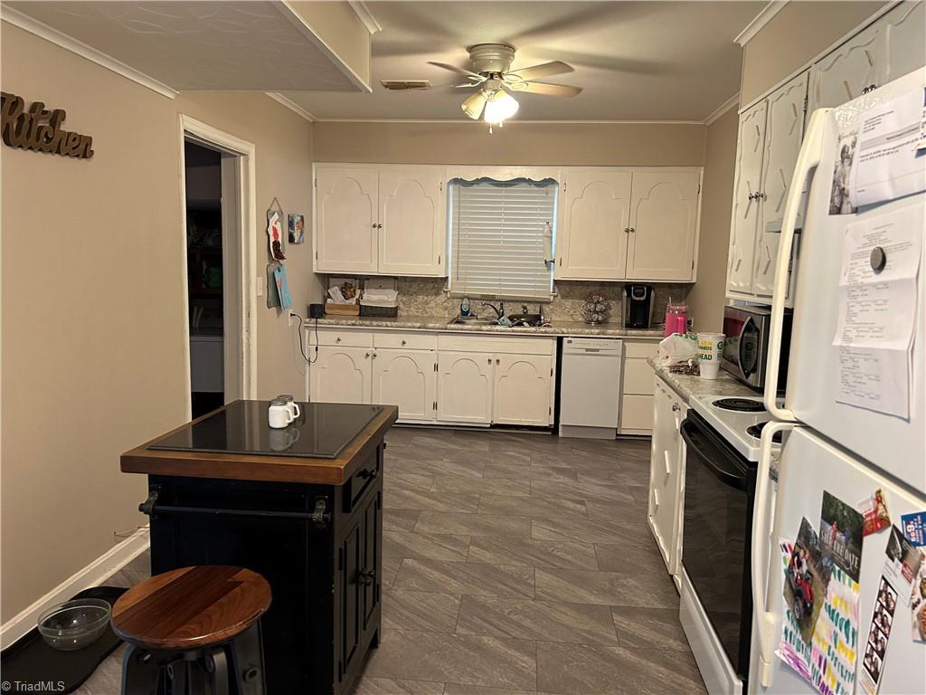427 Spring Street Mount Airy, NC 27030 - Photo 11 of 17 Gallery Image 11