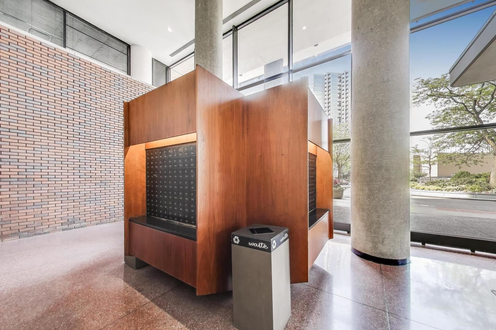 5415 North Sheridan Road, Unit 3008 Chicago, IL 60640 - Photo 14 of 27